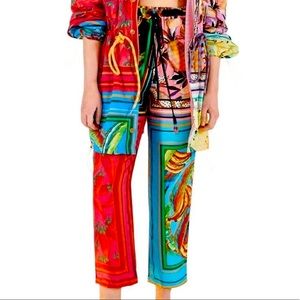 Good condition Farmrio pants only worn once.